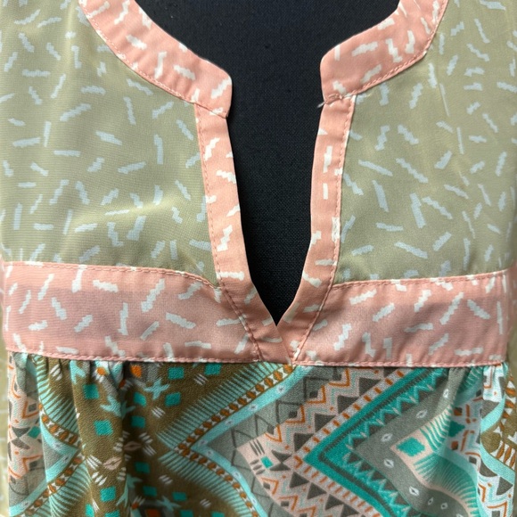 Umgee Boho Blouse L Tan Peach Green Tribal Print Sheer Sleeve Top Chic - Picture 3 of 10